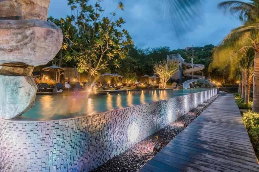 Sea View -High Floor 2 Bed Room Excellent Location Pattaya Exteriör bild