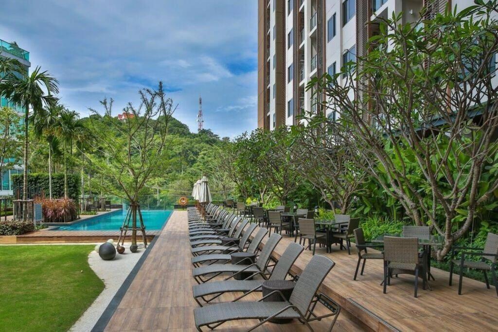Sea View -High Floor 2 Bed Room Excellent Location Pattaya Exteriör bild