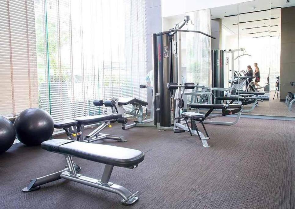 Sea View -High Floor 2 Bed Room Excellent Location Pattaya Exteriör bild